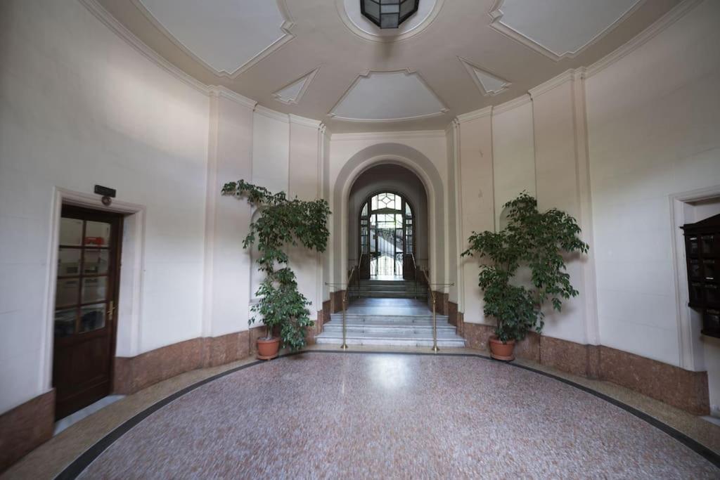 Lovely And New Near Termini Station Rom